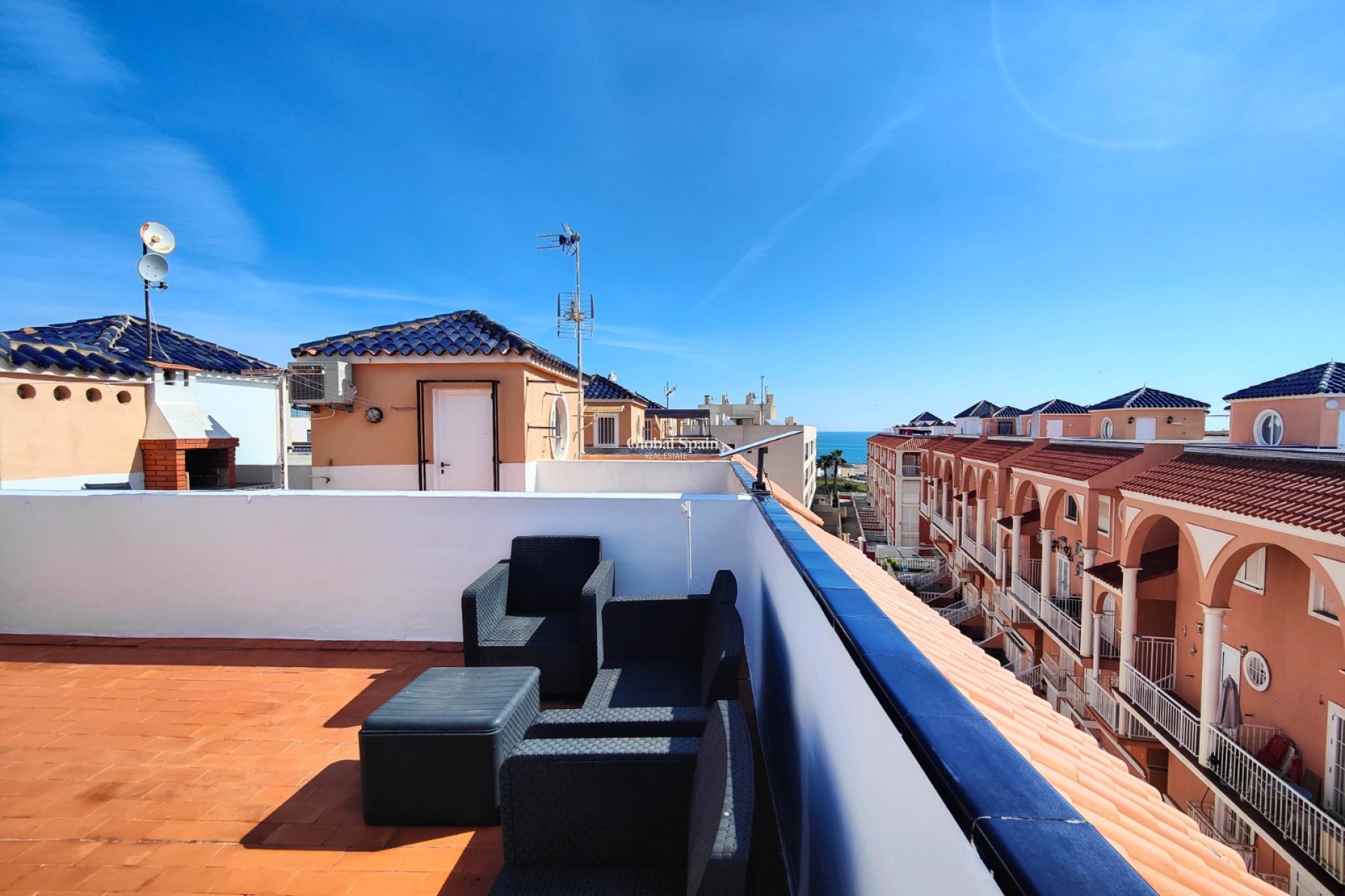 Resale - PENTHOUSE -
TORREVIEJA - Costa Blanca