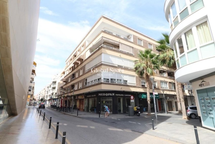Resale - PENTHOUSE -
TORREVIEJA - Costa Blanca