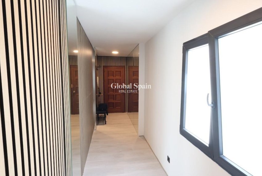 Resale - PENTHOUSE -
TORREVIEJA - Costa Blanca