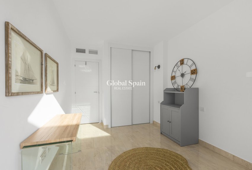 Resale - PENTHOUSE -
TORREVIEJA - Costa Blanca