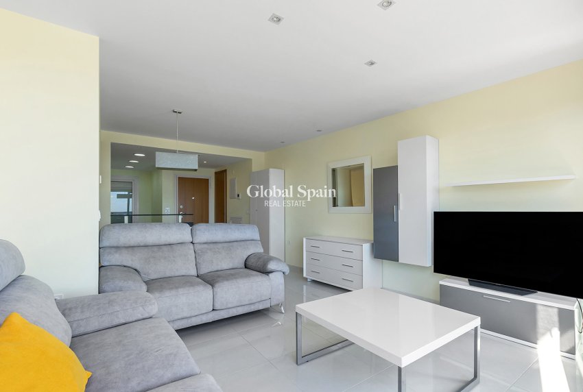 Resale - PENTHOUSE -
TORREVIEJA - Costa Blanca