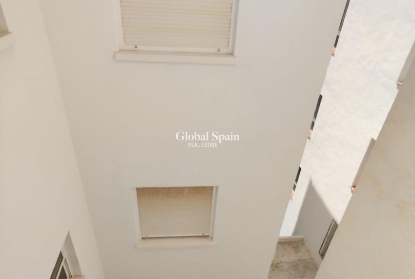 Resale - PENTHOUSE -
TORREVIEJA - Curva Del Palangre