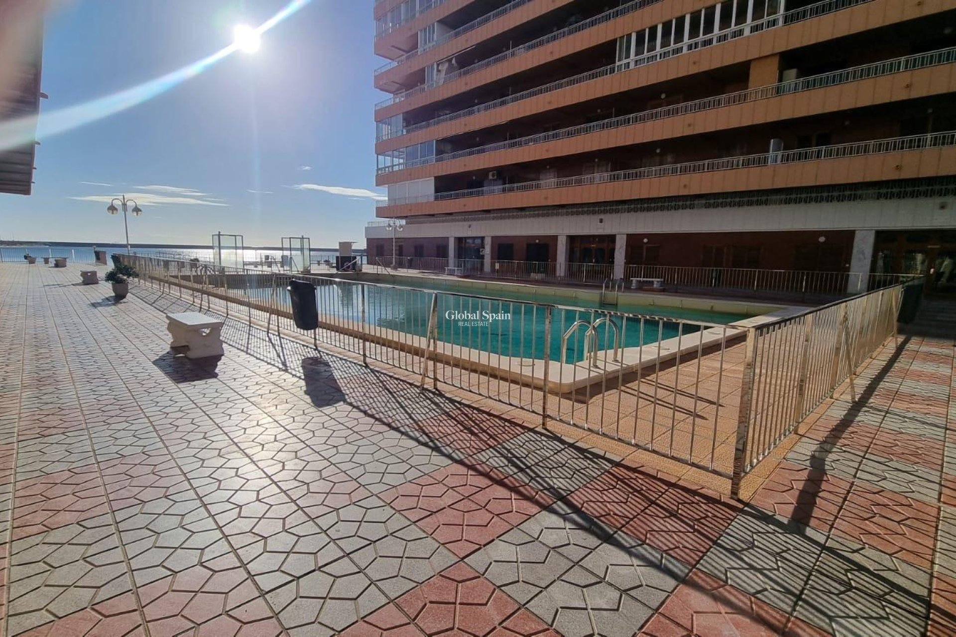 Resale - PENTHOUSE -
TORREVIEJA - El Acequión - Los Náufragos