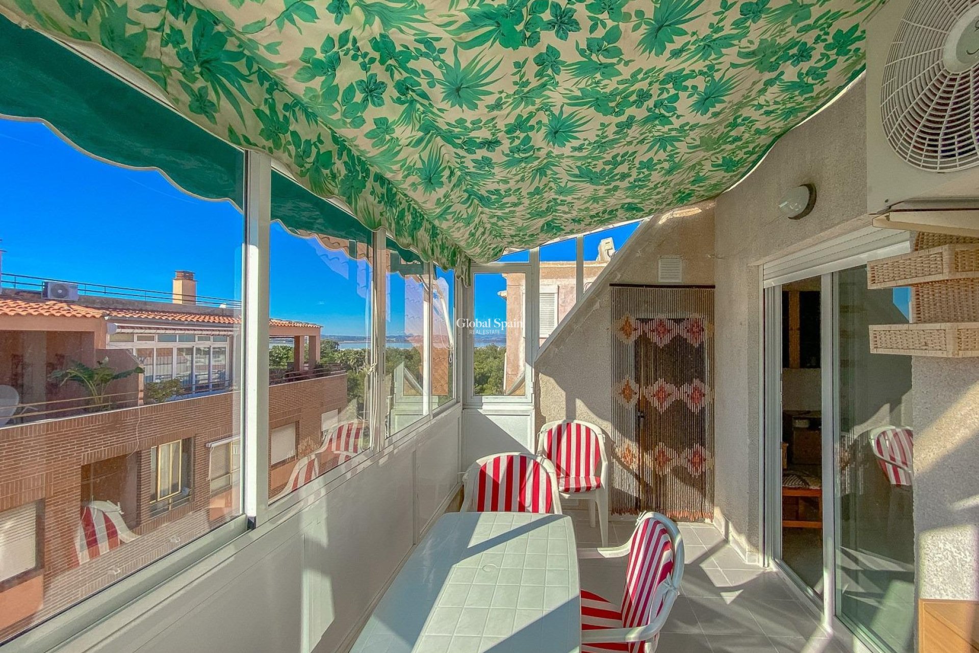 Resale - PENTHOUSE -
TORREVIEJA - El Acequión - Los Náufragos