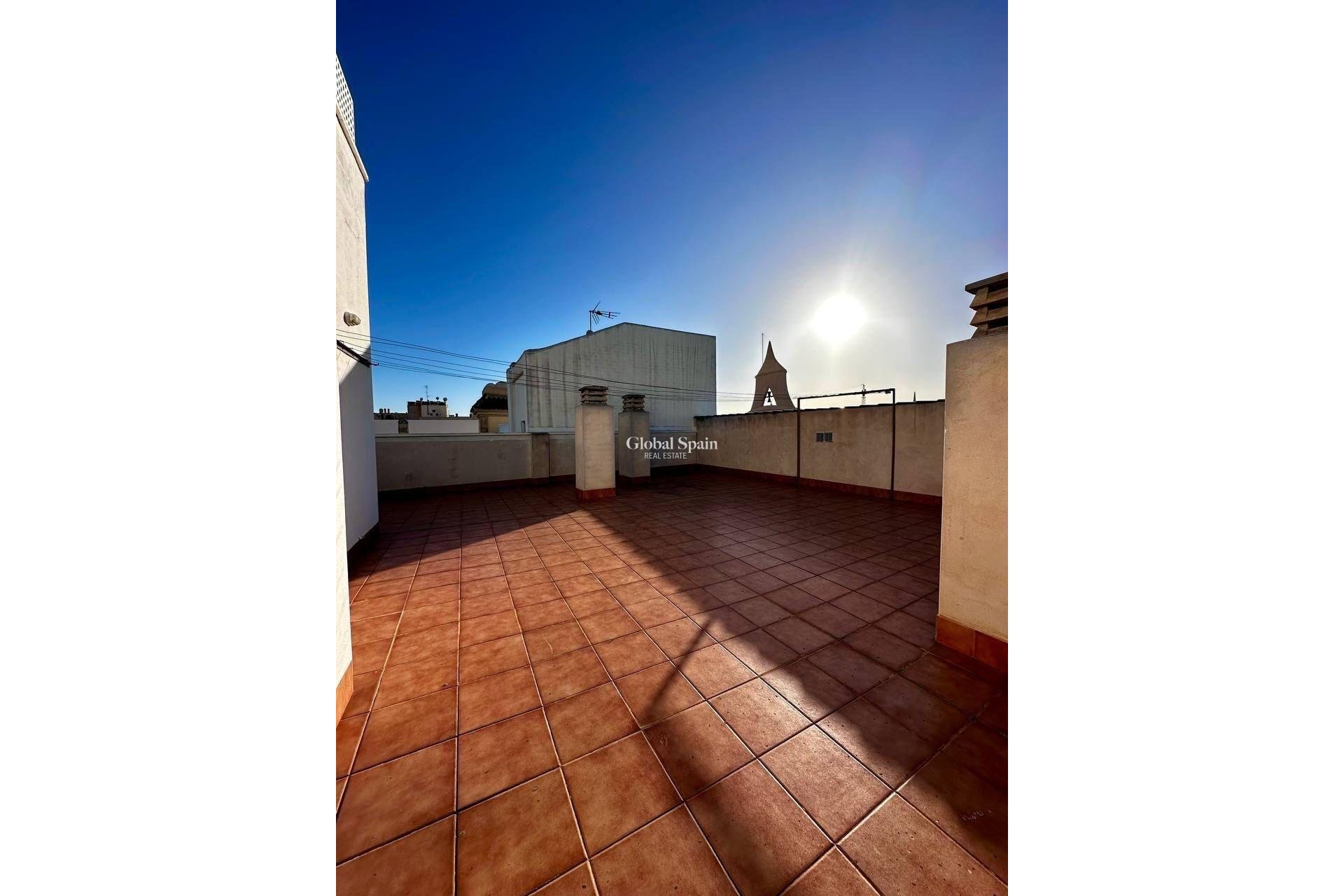 Resale - Penthouse -
TORREVIEJA - Estacion de autobuses