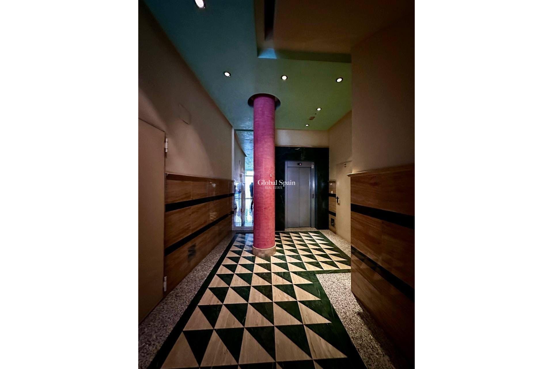 Resale - Penthouse -
TORREVIEJA - Estacion de autobuses