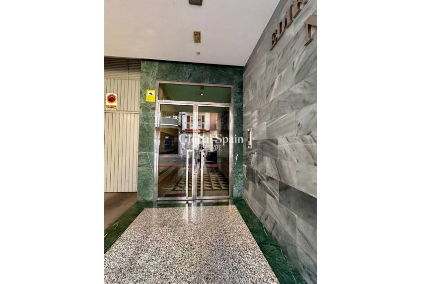 Resale - Penthouse -
TORREVIEJA - Estacion de autobuses