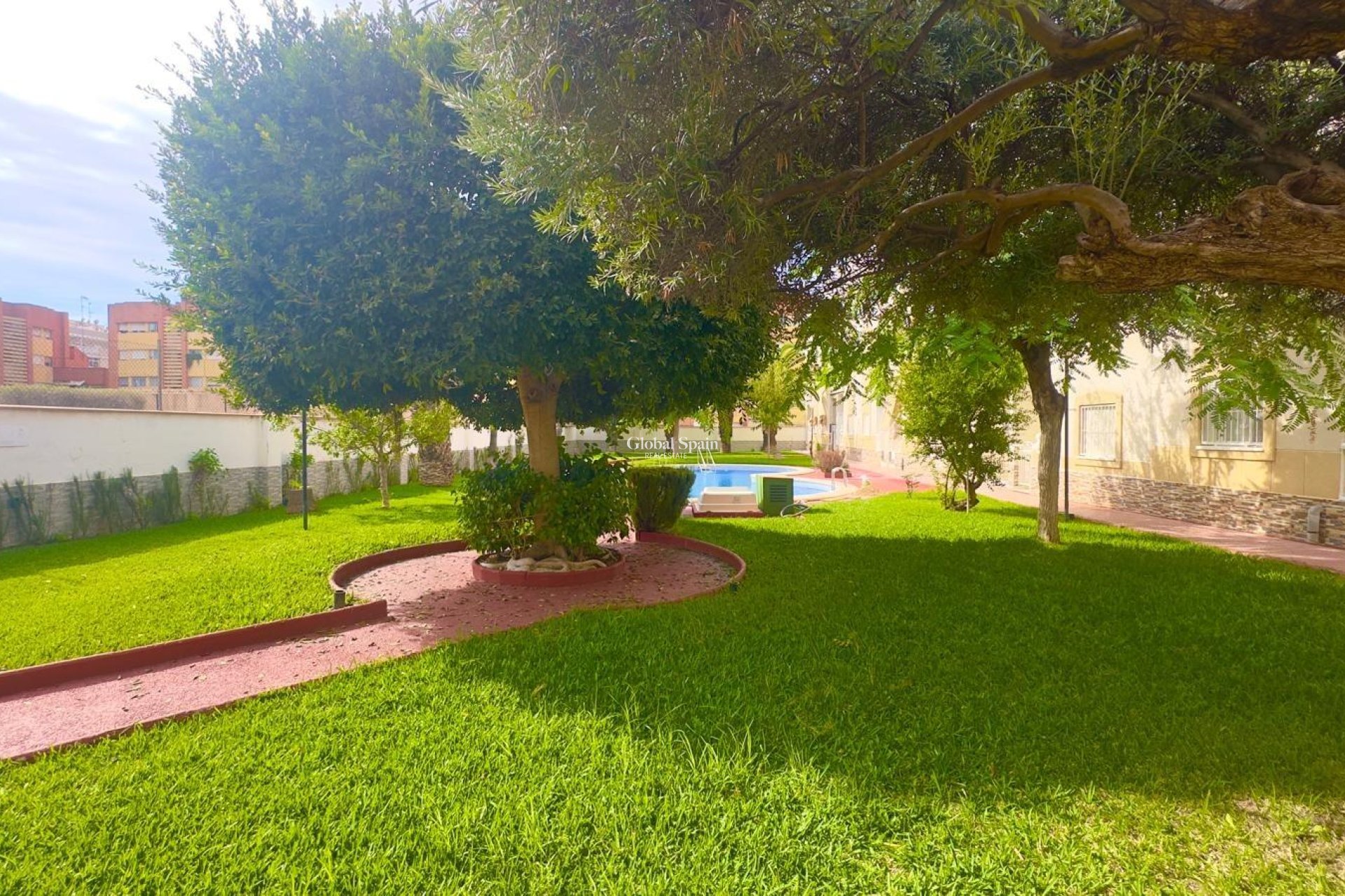 Resale - PENTHOUSE -
TORREVIEJA - Estacion de autobuses