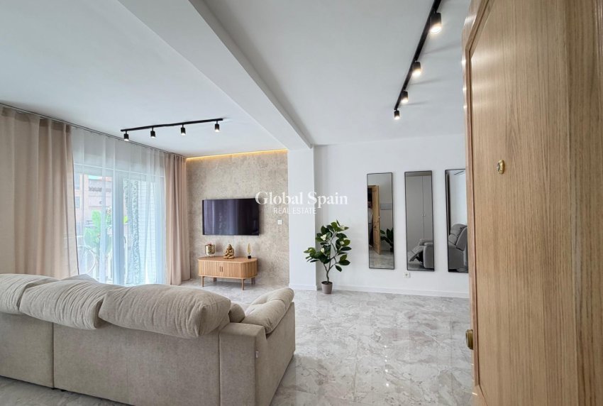 Resale - PENTHOUSE -
TORREVIEJA - Estacion de autobuses