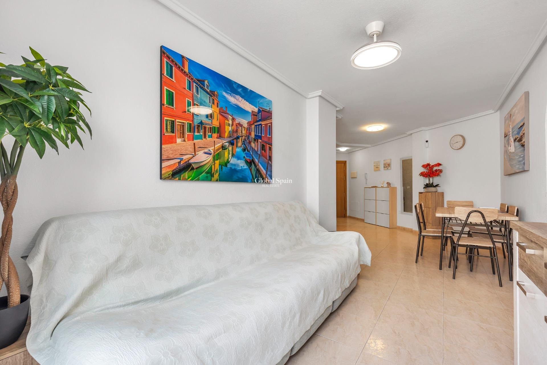Resale - PENTHOUSE -
TORREVIEJA - Estacion de autobuses