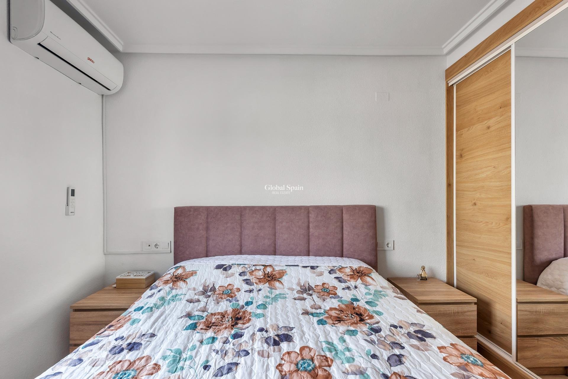 Resale - PENTHOUSE -
TORREVIEJA - Estacion de autobuses