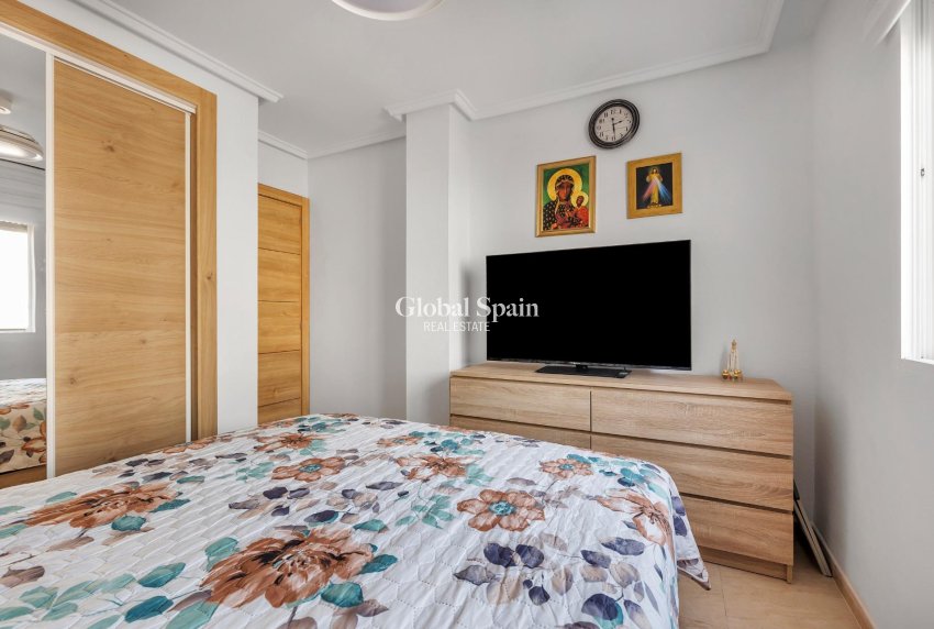 Resale - PENTHOUSE -
TORREVIEJA - Estacion de autobuses