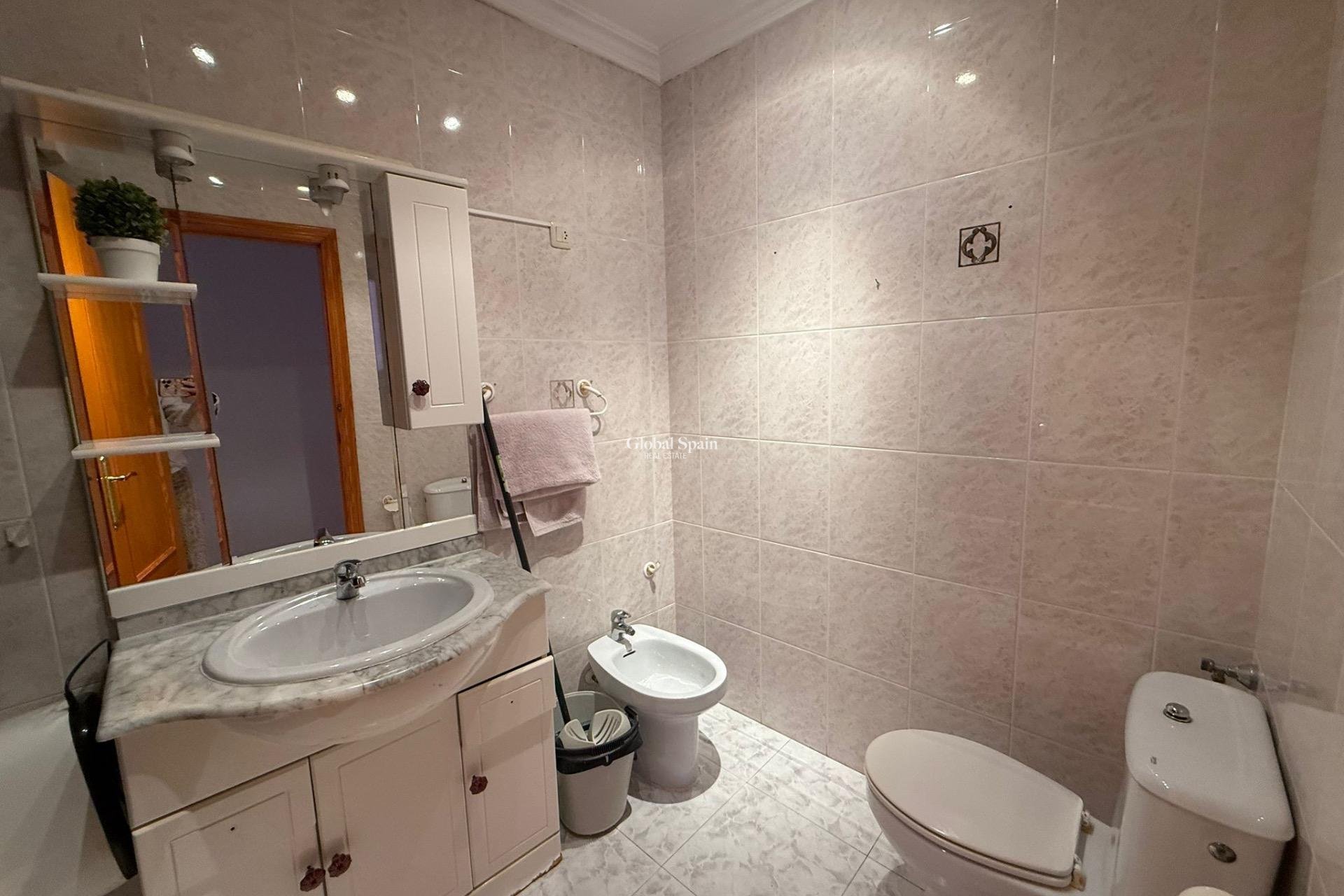 Resale - PENTHOUSE -
TORREVIEJA - Estacion de autobuses
