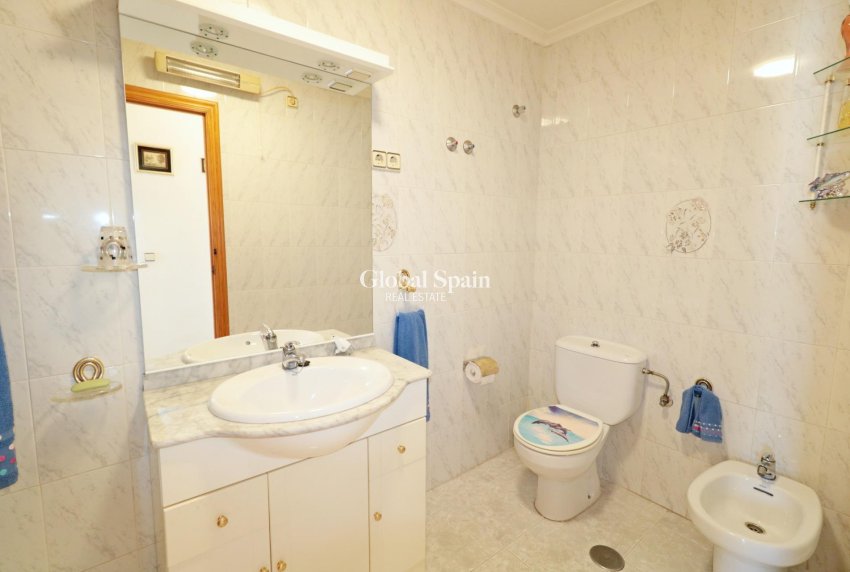 Resale - PENTHOUSE -
TORREVIEJA - Habaneras