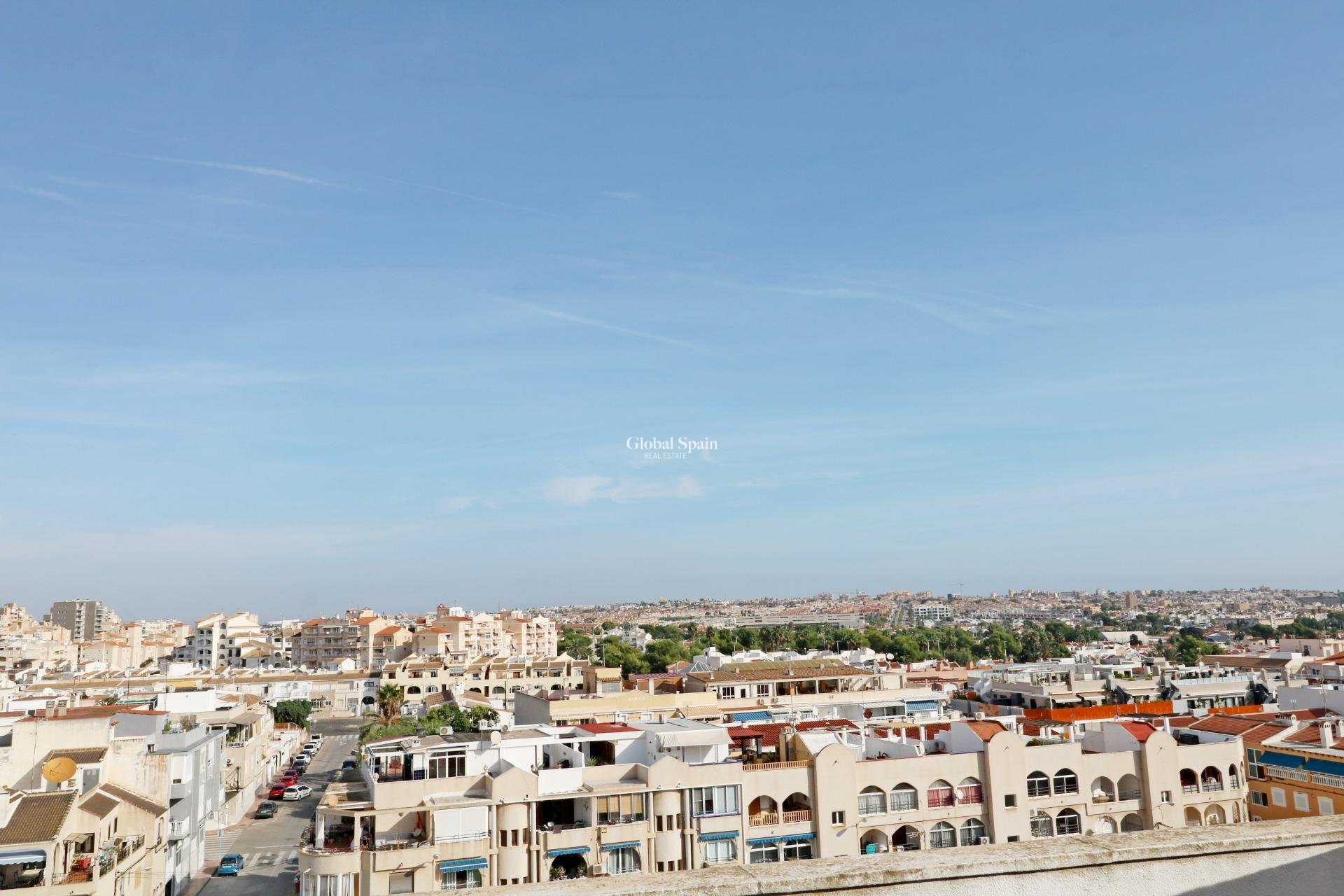 Resale - PENTHOUSE -
TORREVIEJA - Habaneras