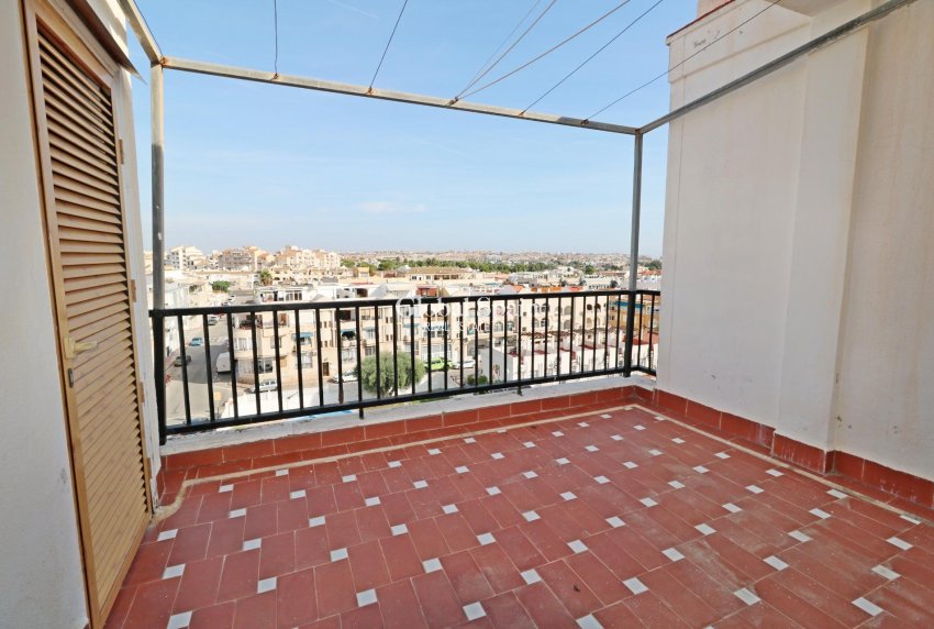 Resale - PENTHOUSE -
TORREVIEJA - Habaneras