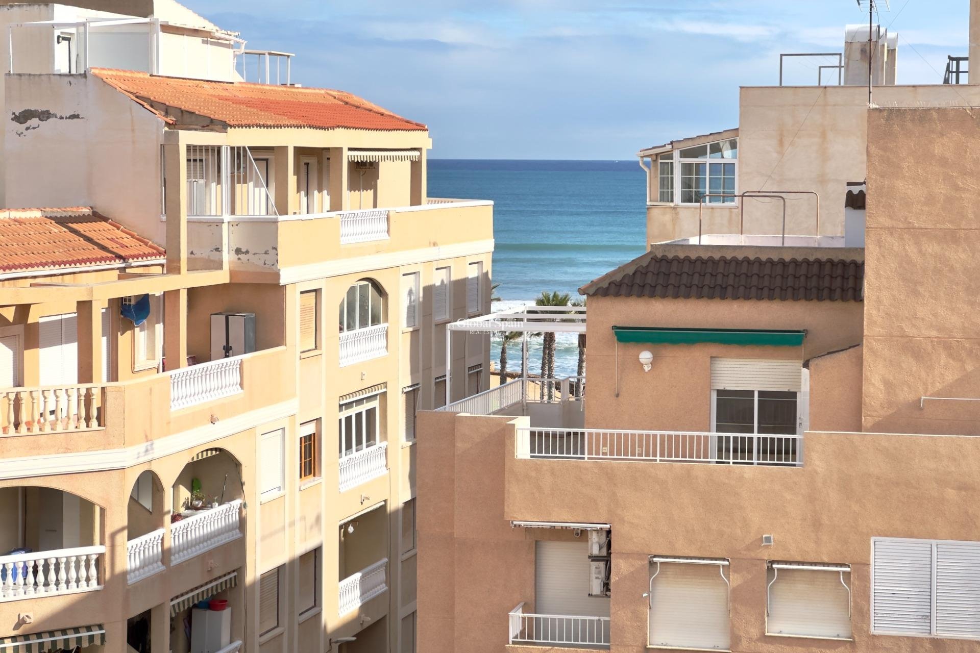 Resale - PENTHOUSE -
TORREVIEJA - La Mata pueblo
