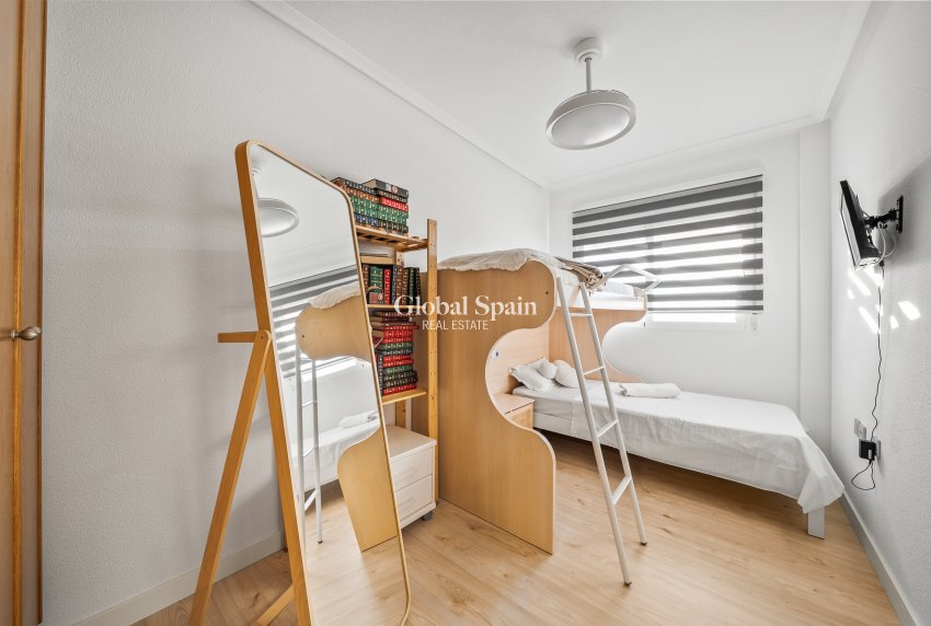 Resale - PENTHOUSE -
TORREVIEJA - La Mata