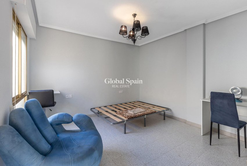 Resale - Penthouse -
TORREVIEJA - La Mata