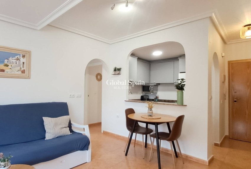 Resale - PENTHOUSE -
TORREVIEJA - La Mata