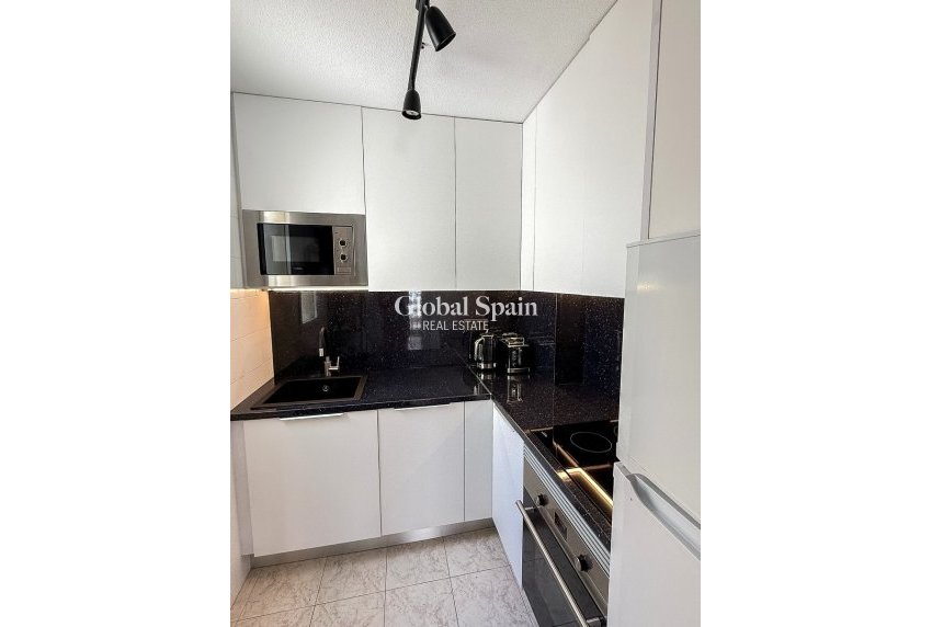 Resale - PENTHOUSE -
TORREVIEJA - La Mata