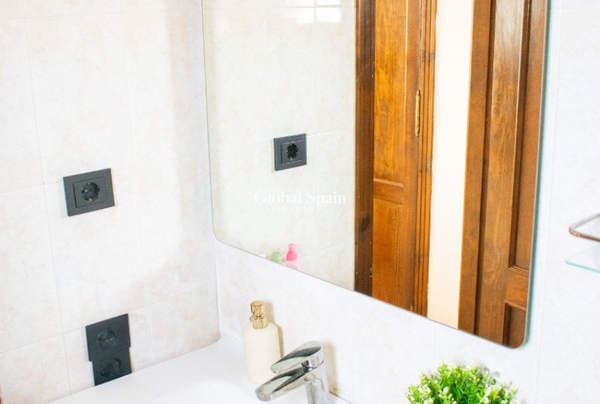 Resale - PENTHOUSE -
TORREVIEJA - La Mata