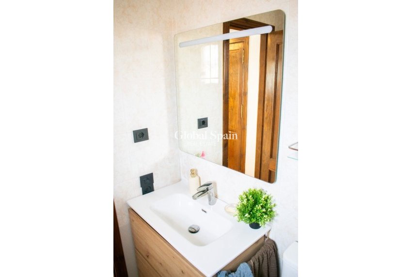 Resale - Penthouse -
TORREVIEJA - La Mata