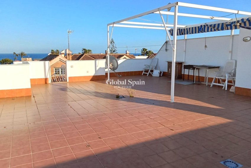 Resale - PENTHOUSE -
TORREVIEJA - La Veleta