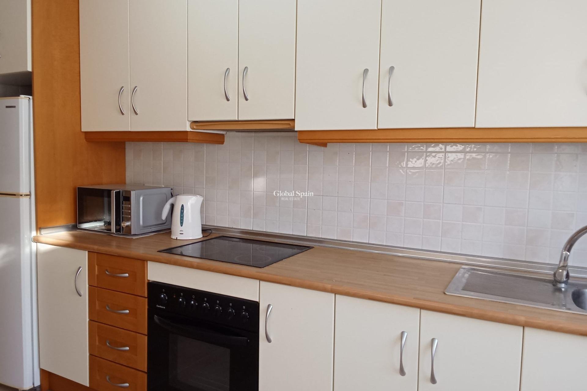 Resale - PENTHOUSE -
TORREVIEJA - La Veleta