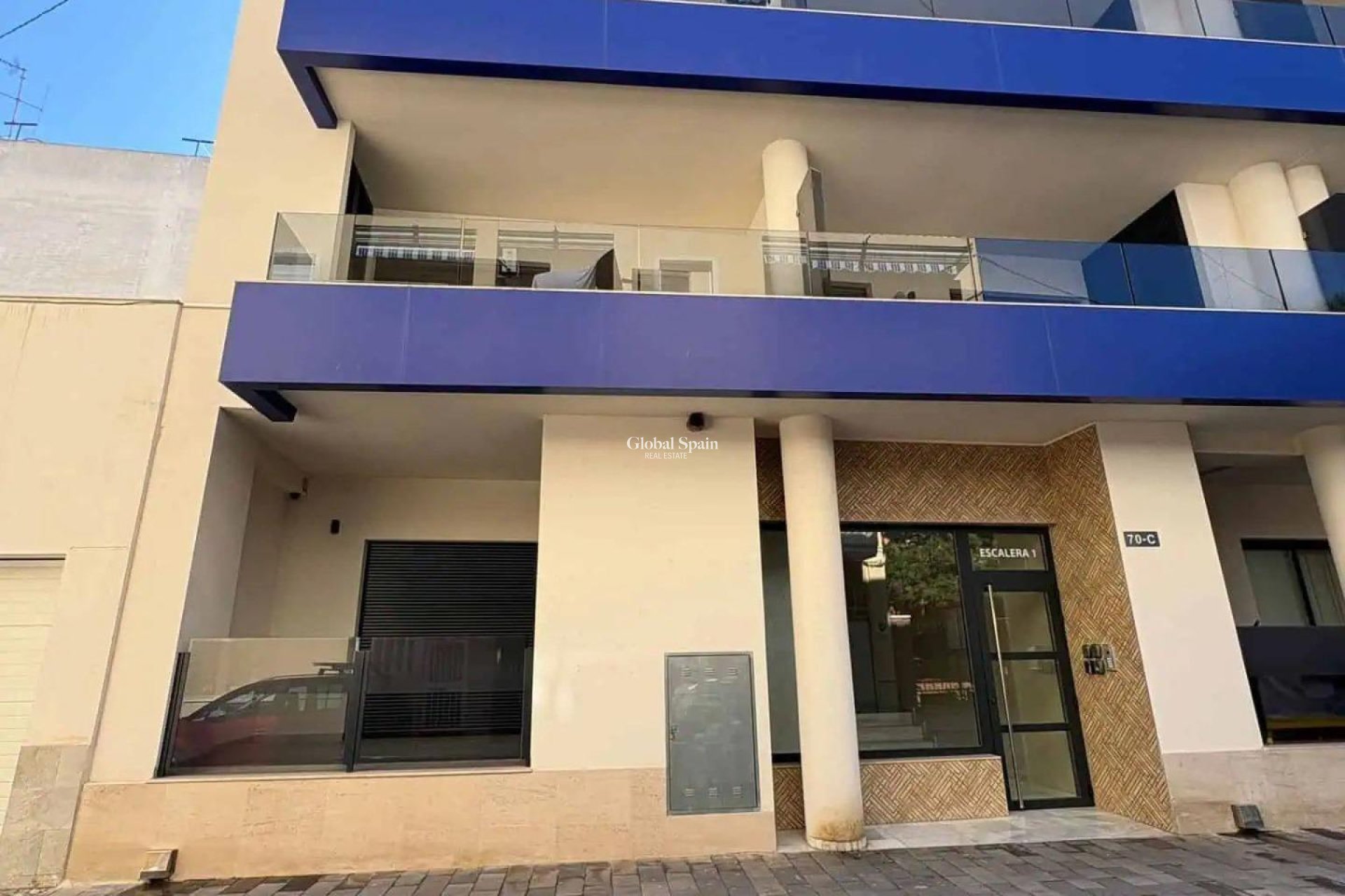 Resale - PENTHOUSE -
TORREVIEJA - Las Piscinas Naturales