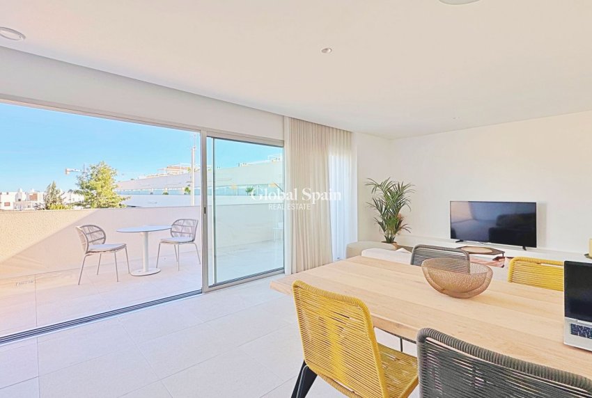 Resale - Penthouse -
TORREVIEJA - LOS BALCONES - LOS ALTOS