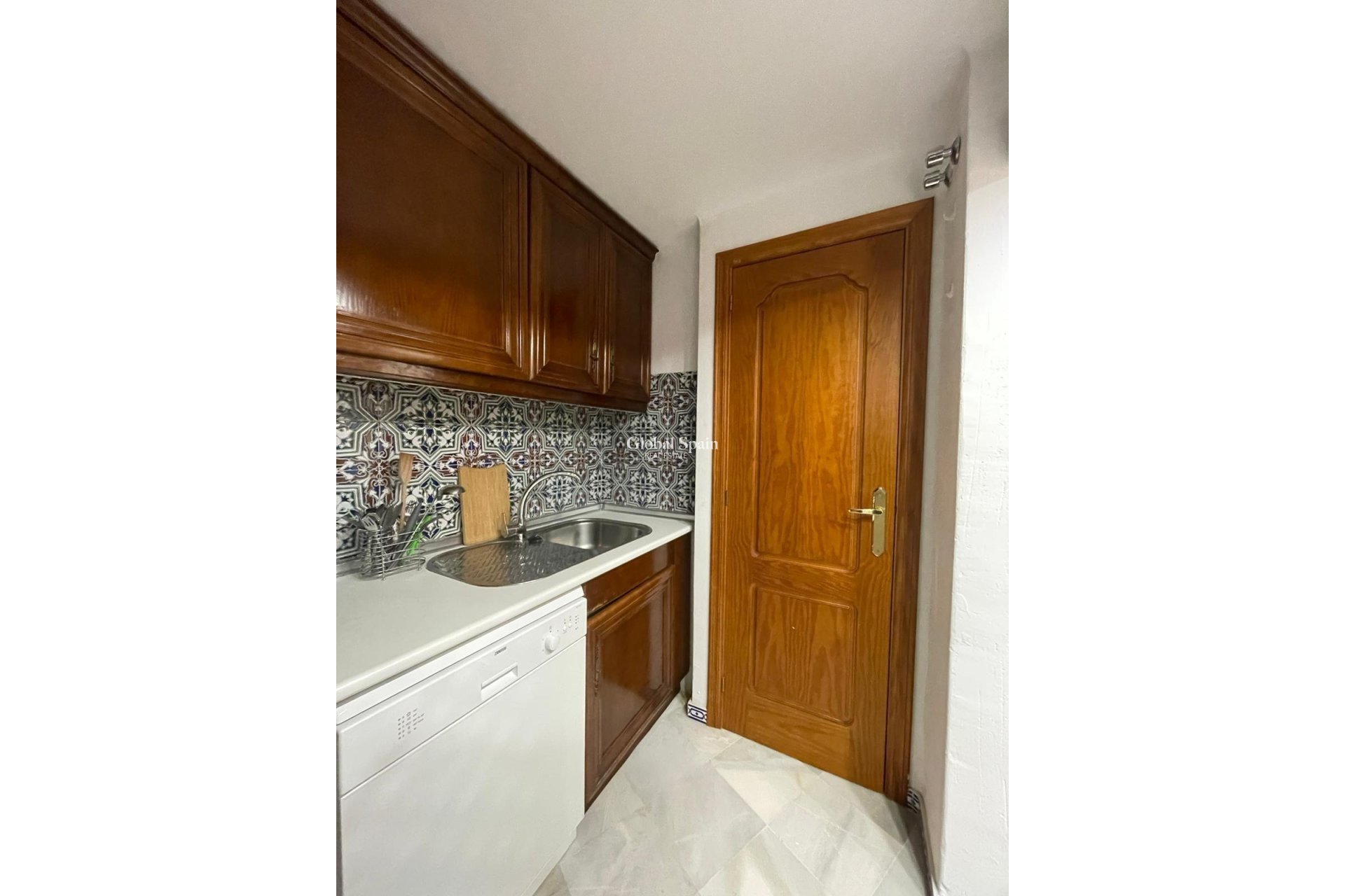 Resale - PENTHOUSE -
TORREVIEJA - Los Frutales