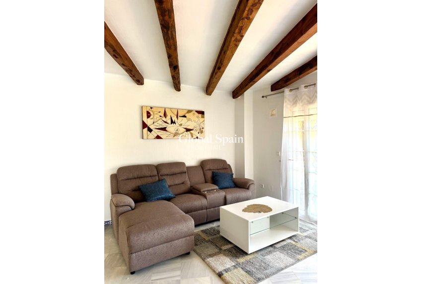 Resale - PENTHOUSE -
TORREVIEJA - Los Frutales