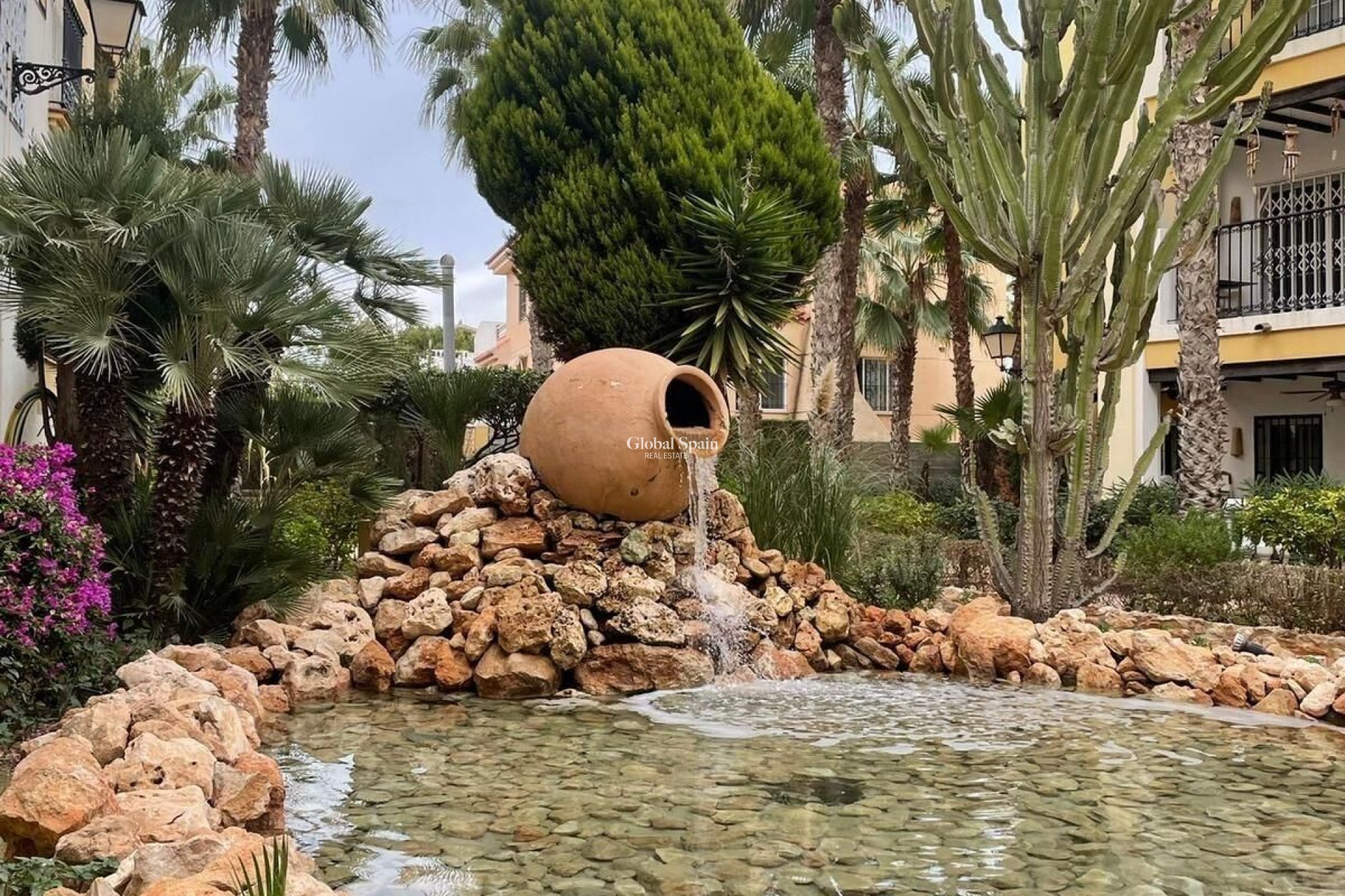 Resale - PENTHOUSE -
TORREVIEJA - Los Frutales