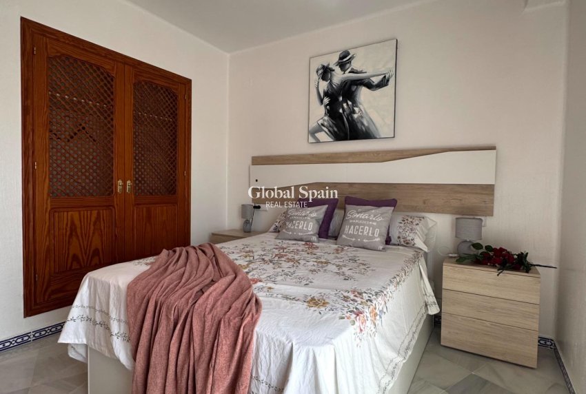 Resale - PENTHOUSE -
TORREVIEJA - Los Frutales