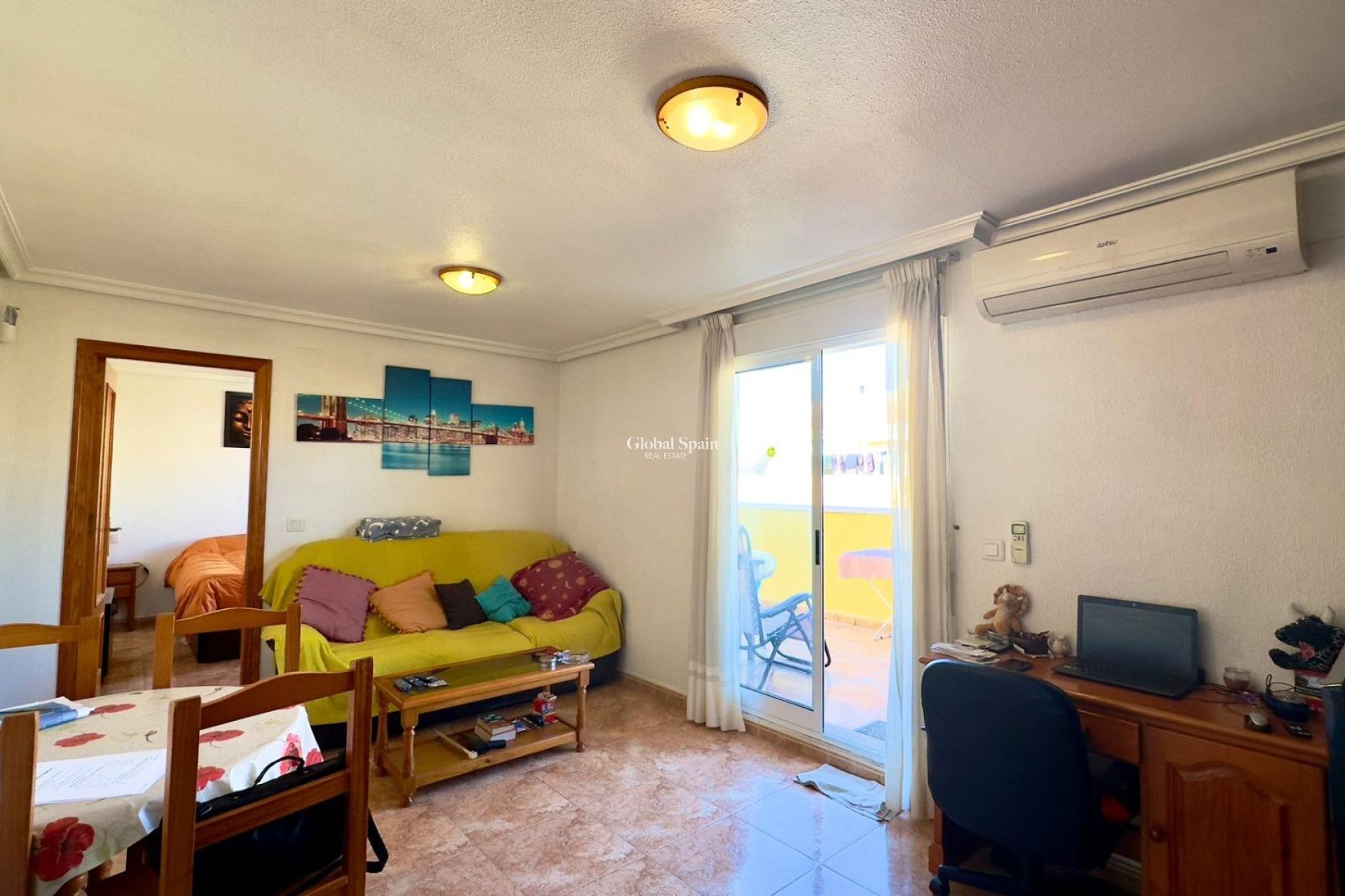 Resale - PENTHOUSE -
TORREVIEJA - Parque de las Naciones