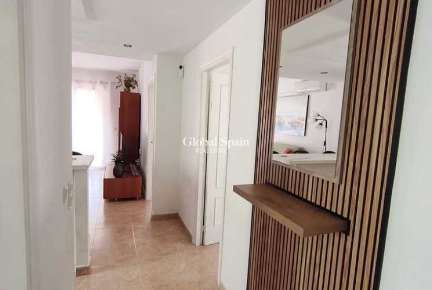 Resale - PENTHOUSE -
TORREVIEJA - Parque de las Naciones