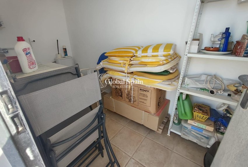 Resale - PENTHOUSE -
TORREVIEJA - Paseo maritimo