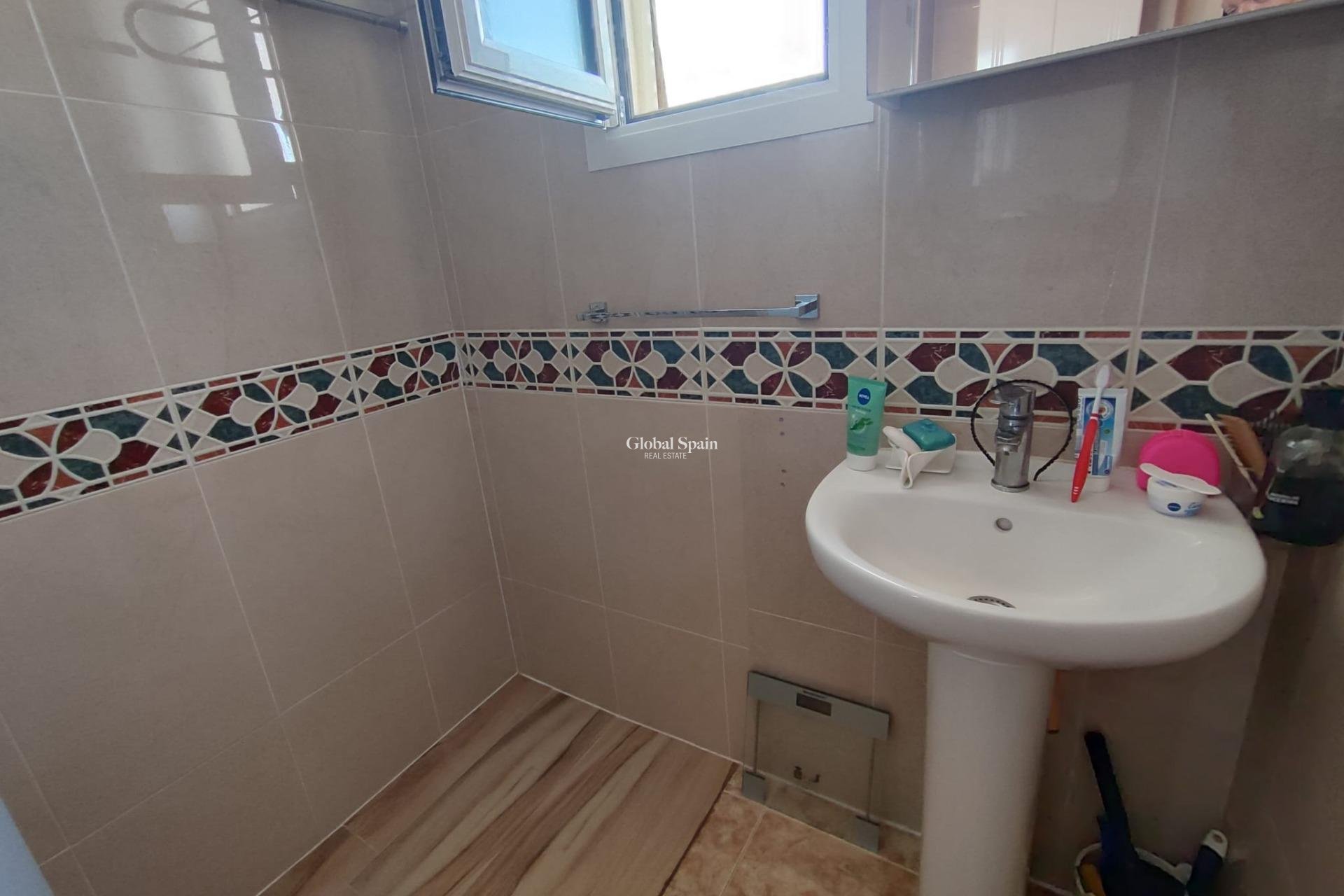 Resale - PENTHOUSE -
TORREVIEJA - Paseo maritimo