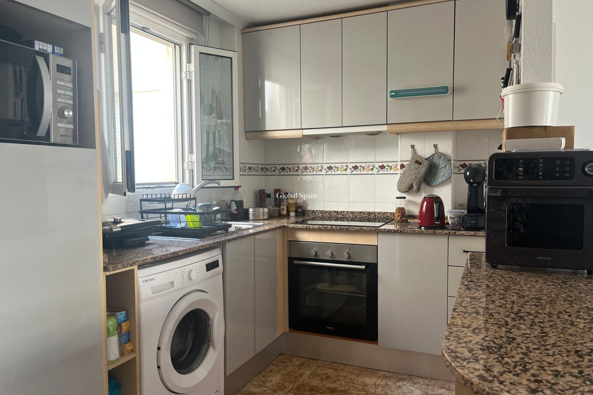 Resale - Penthouse -
TORREVIEJA - Playa de los Locos