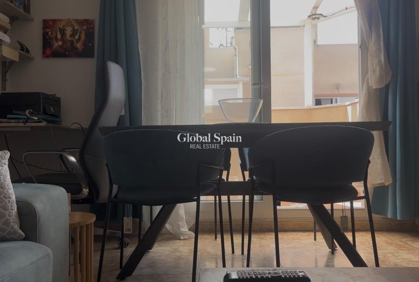 Resale - Penthouse -
TORREVIEJA - Playa de los Locos