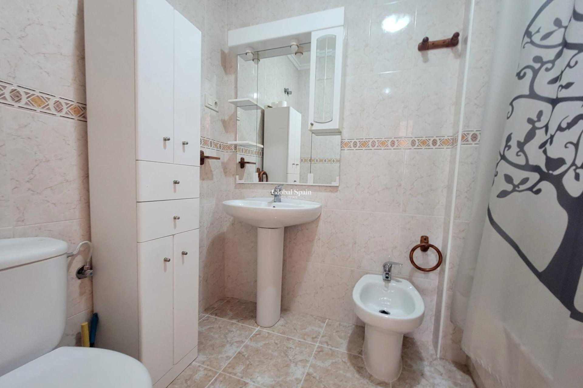 Resale - PENTHOUSE -
TORREVIEJA - Playa de los Locos
