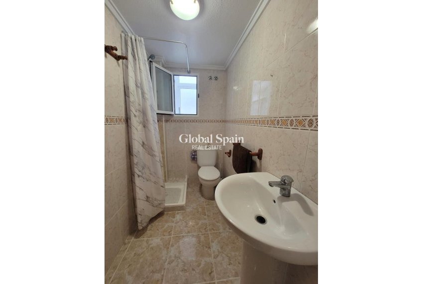 Resale - PENTHOUSE -
TORREVIEJA - Playa de los Locos