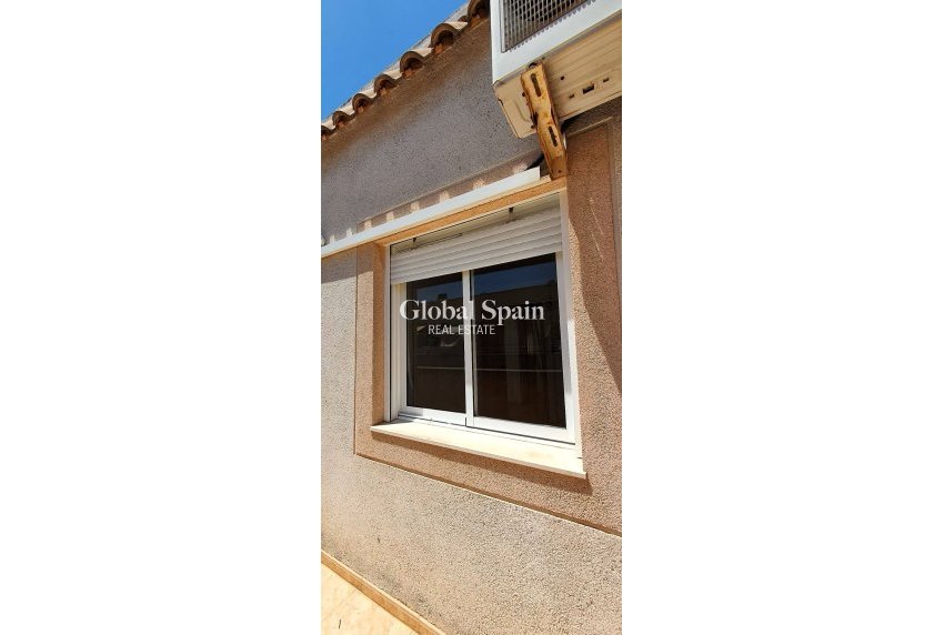 Resale - PENTHOUSE -
TORREVIEJA - Playa de los Locos