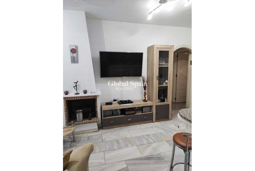 Resale - PENTHOUSE -
TORREVIEJA - Playa de los Locos