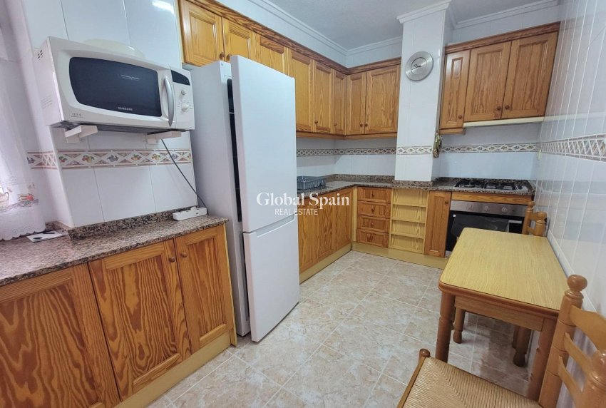 Resale - PENTHOUSE -
TORREVIEJA - Playa de los Locos