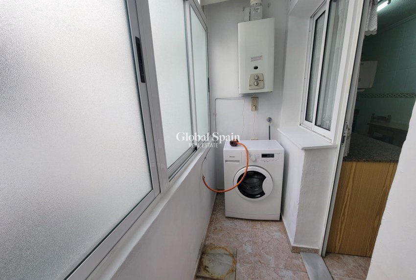 Resale - PENTHOUSE -
TORREVIEJA - Playa de los Locos