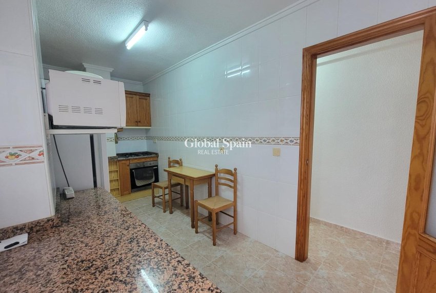 Resale - PENTHOUSE -
TORREVIEJA - Playa de los Locos