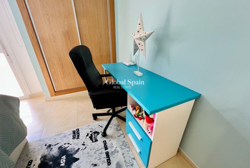 Resale - PENTHOUSE -
TORREVIEJA - Playa de los Locos