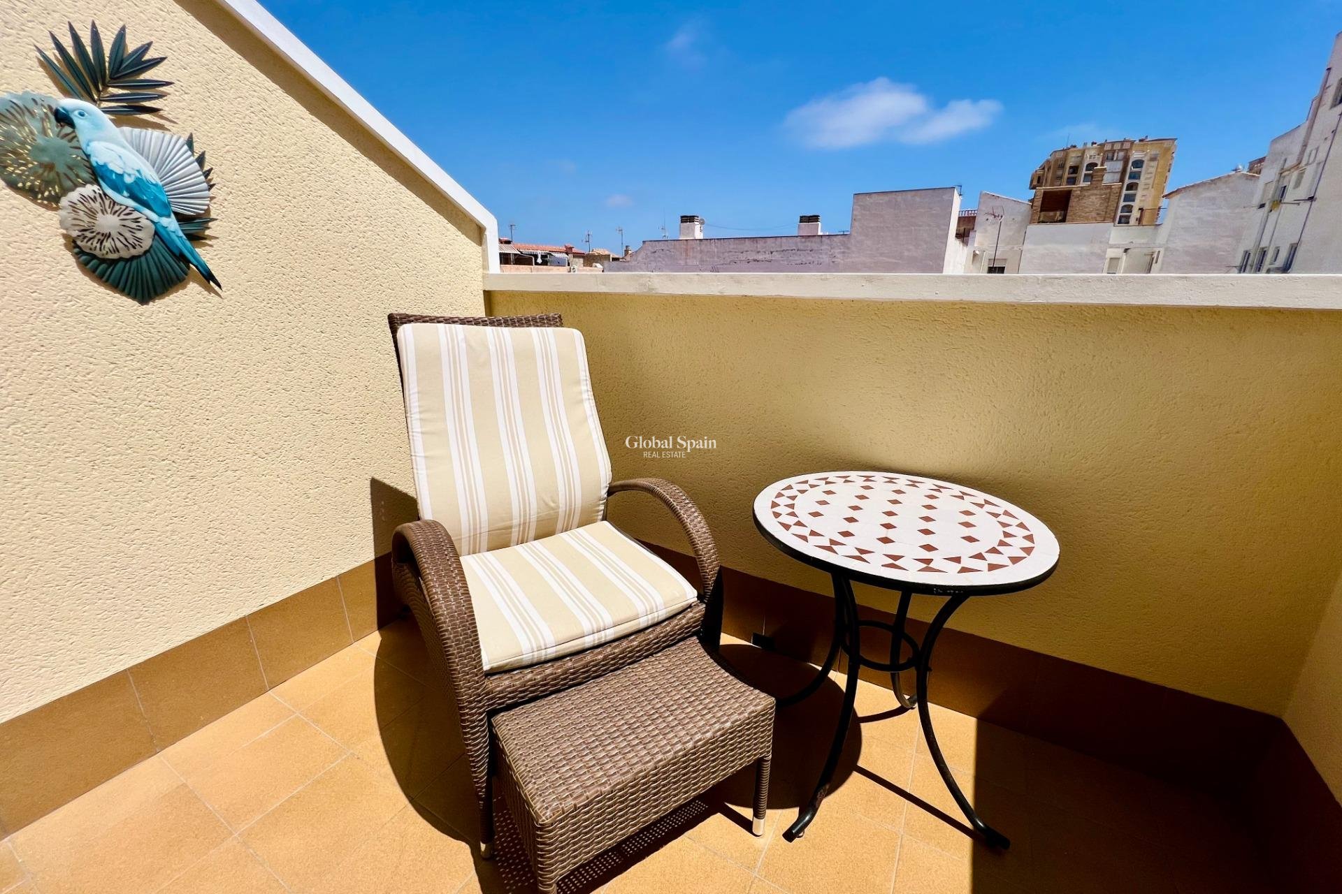 Resale - PENTHOUSE -
TORREVIEJA - Playa de los Locos